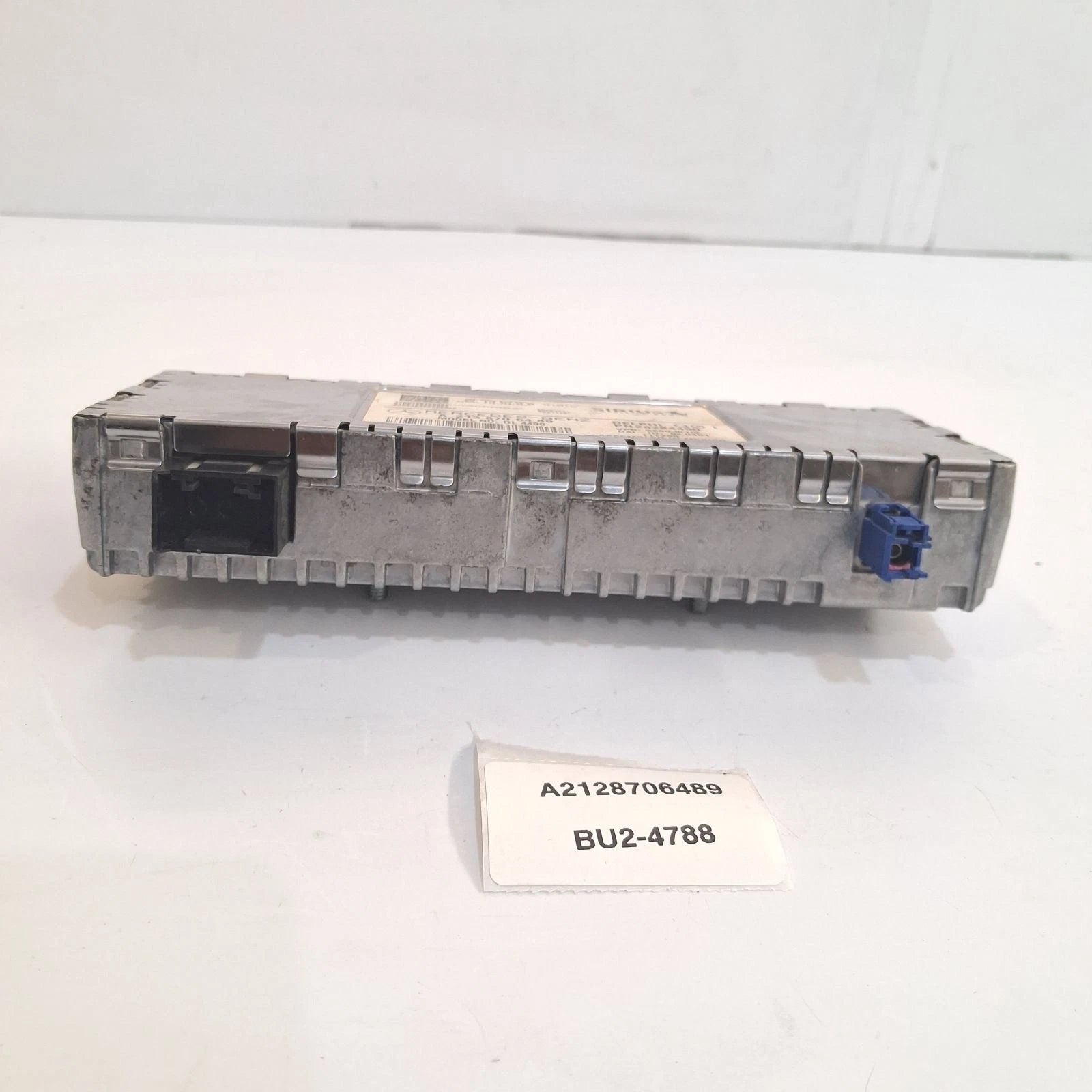 Genuine OEM Mercedes-Benz E350 Vapor Canister 2010-2011 – Part #2124700259